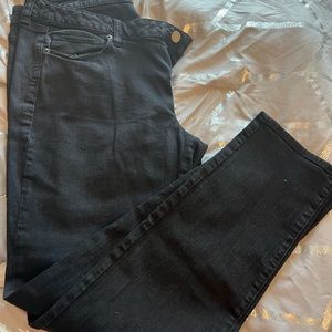 Perfect black jeans! 😍